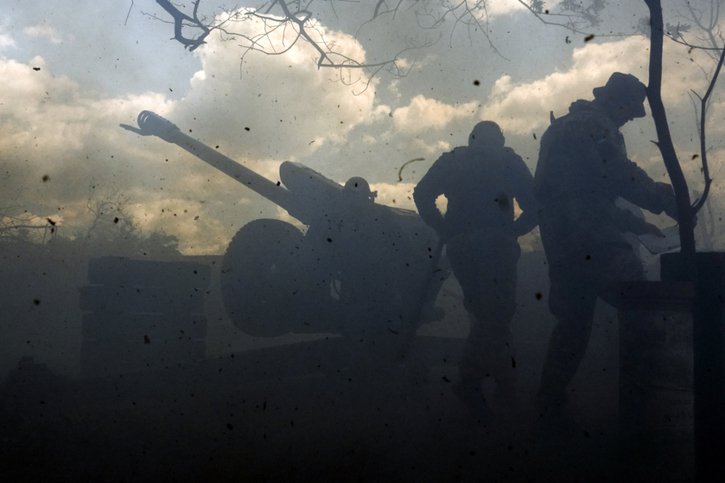 L'armée ukrainienne dit mener une contre-offensive à Bakhmout et dans ses environs (archives). © KEYSTONE/AP/LIBKOS