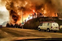 Feux de forêt dans l'Alberta: 25'000 personnes évacuées