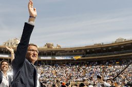Elections: très lourde défaite pour Pedro Sánchez