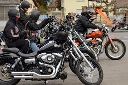 Les Harley-Davidson investissent Vuadens