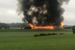 Une ferme part en fumée à Cournillens