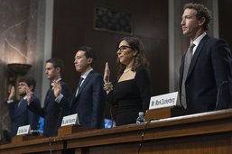 Protection des enfants: le patron de Facebook s'excuse au Congrès