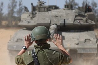 Rafah: 16 morts dans deux familles dans des frappes israéliennes