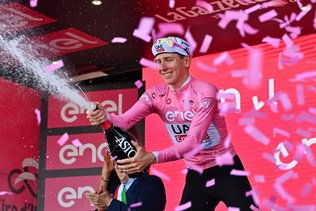 15e étape du Giro: démonstration de Pogacar